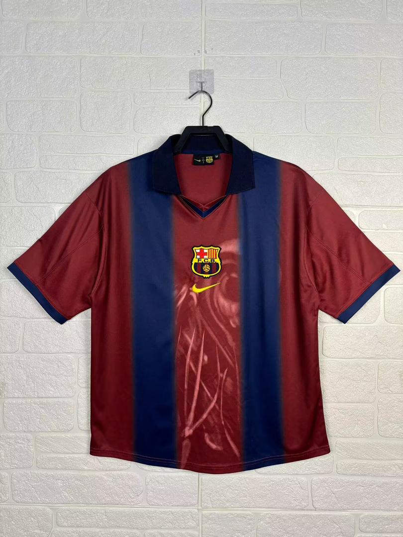 Barcelona Retro Travis