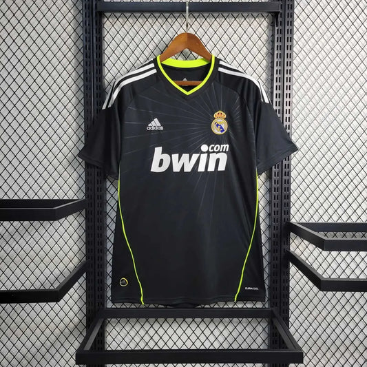 Real Madrid 2010-2011 Uittenue