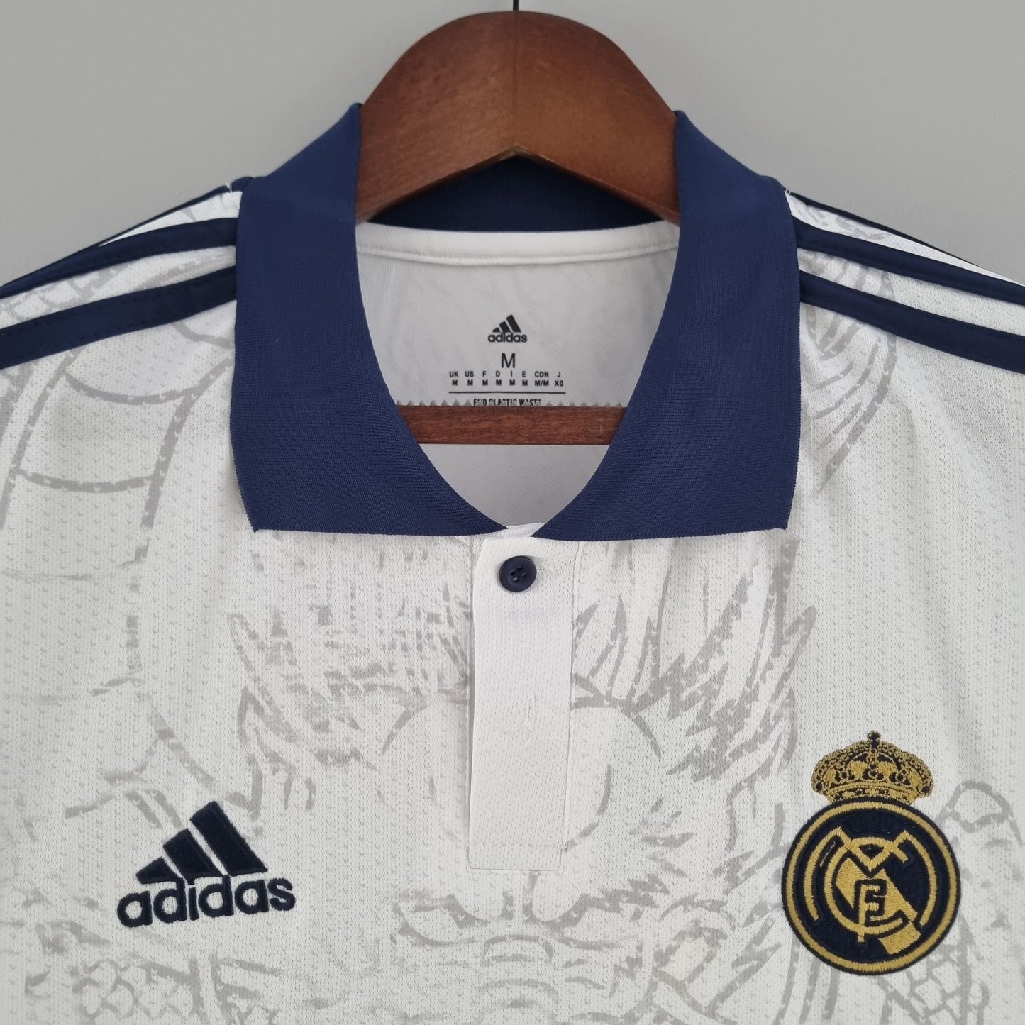 Real Madrid "El Dragón Blanco"