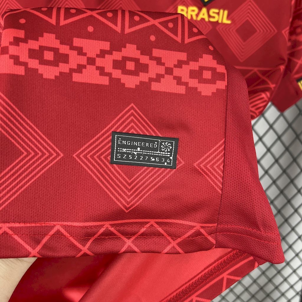Brazilië "Red Tribal"